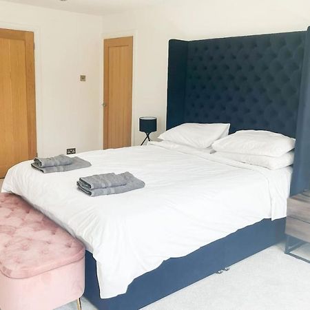 Вілла Luxe 5 Bed House In Guildford. Morden Amenities Normandy Екстер'єр фото
