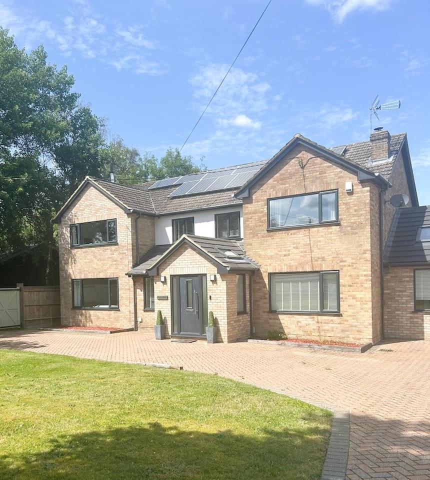 Вілла Luxe 5 Bed House In Guildford. Morden Amenities Normandy Екстер'єр фото