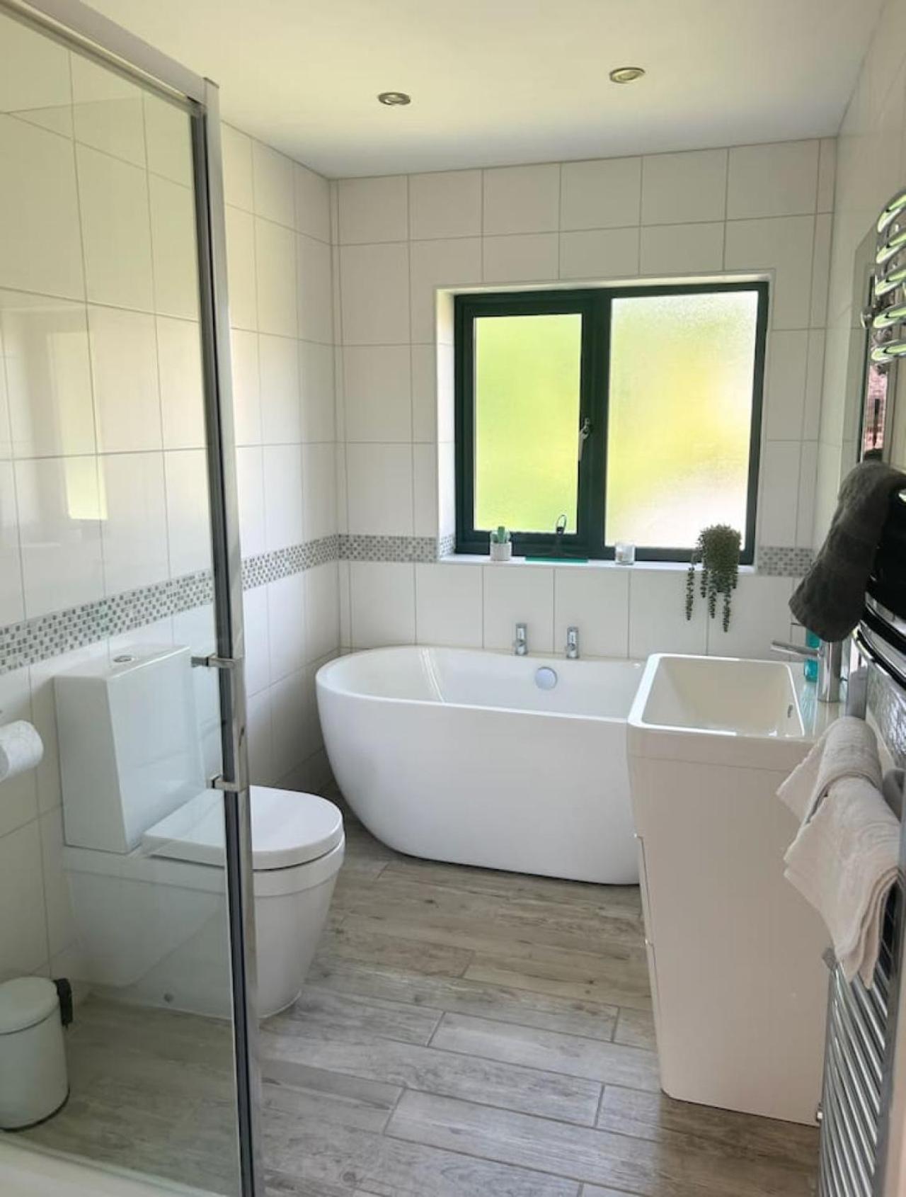 Вілла Luxe 5 Bed House In Guildford. Morden Amenities Normandy Екстер'єр фото